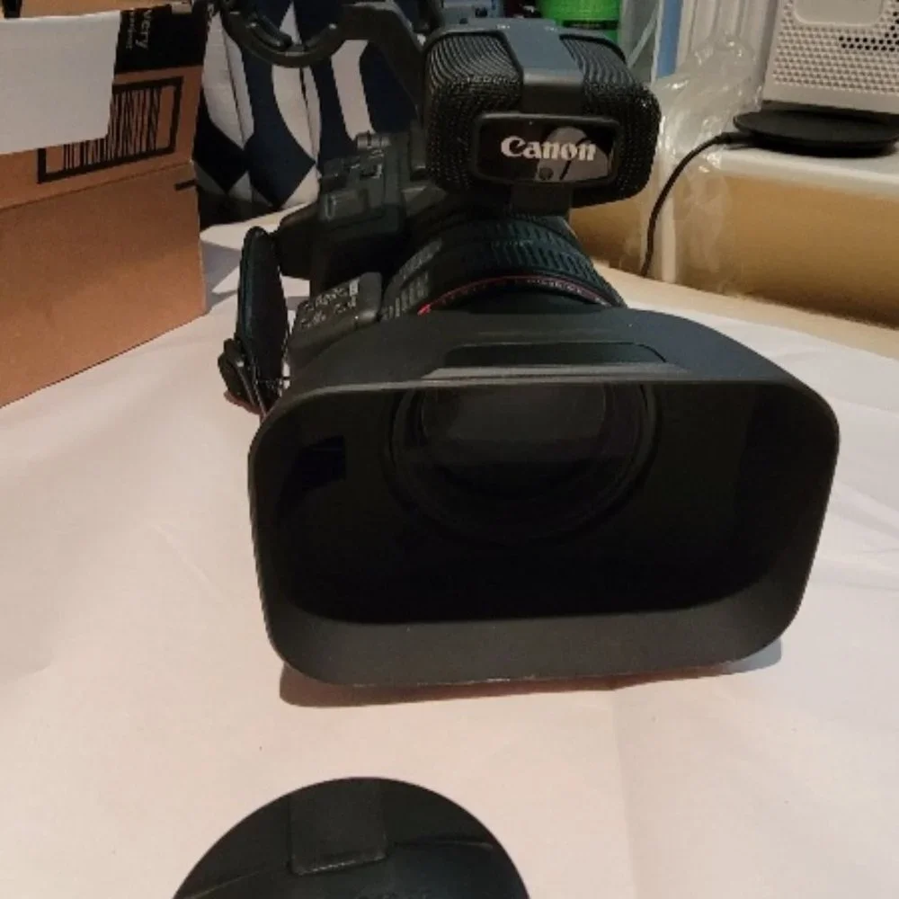 Canon XH A1S Camcorder MiniDV 3CCD